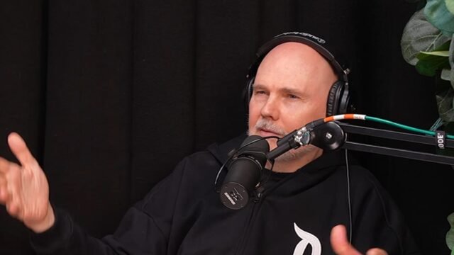 Billy Corgan dice que su madrastra cree que Bill Burr podría ser su hermano
