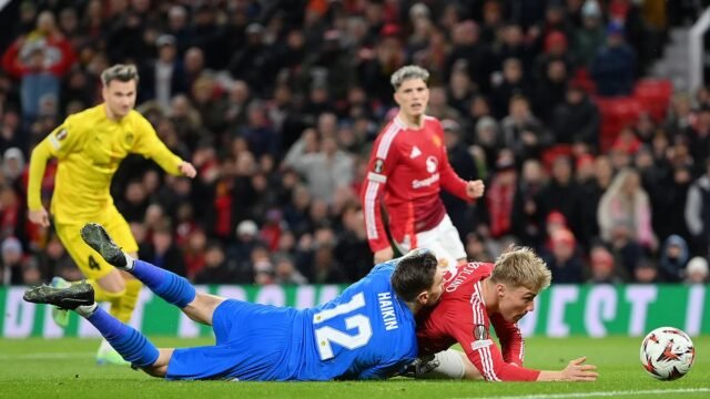 Man United recibe un gol apenas CINCUENTA segundos después del debut de Ruben Amorim en Old Trafford, después de un error cómico del portero Bodo/Glimt
