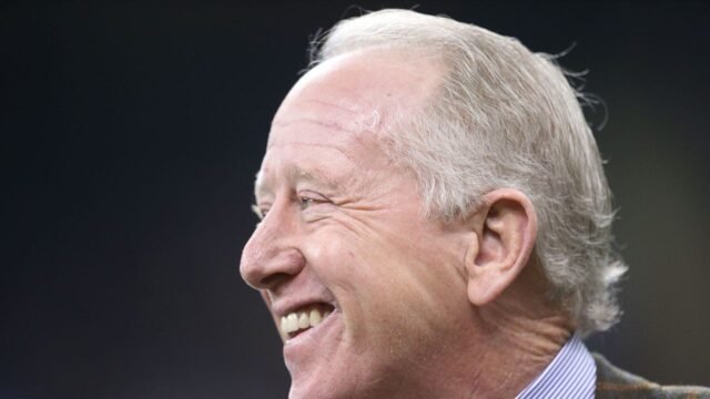 Archie Manning revela el lugar de aterrizaje preferido de la NFL para su nieto, la estrella de Texas Arch Manning
