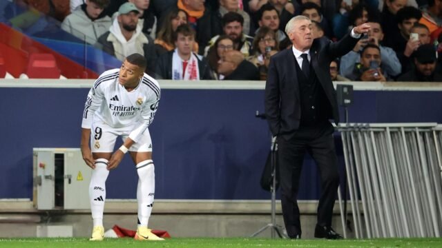 Carlo Ancelotti responde a las acusaciones de "cobarde" de Kylian Mbappé
