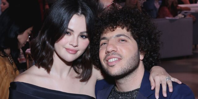 Detalles del compromiso de Selena Gomez y Benny Blanco: descubra cuándo hizo la pregunta y cómo lo celebraron | Benny Blanco, comprometido, Selena Gómez | Solo Jared: noticias y chismes de celebridades
