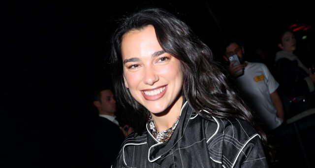 Dua Lipa hace un 'viaje rápido' a Milán para el evento de lanzamiento de Puma Speedcat | Dua Lipa, Emily Ratajkowski, Moda, Romeo Beckham, Compras | Solo Jared: noticias y chismes de celebridades
