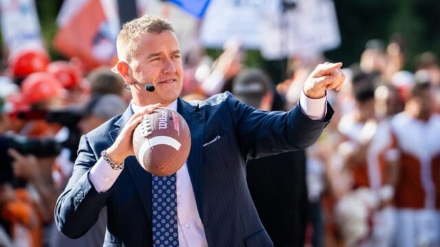 Kirk Herbstreit de ESPN exige penas más severas para los jugadores involucrados en peleas de banderas
