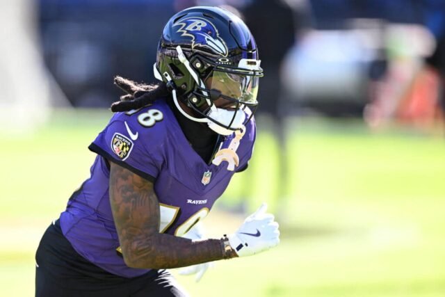 La madre de John Harbaugh de los Ravens habla sobre el estado del WR Diontae Johnson con el equipo
