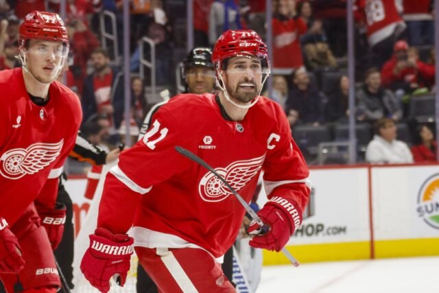 Los Red Wings buscan aprovechar una 'gran victoria' para enfrentar a los Flyers
