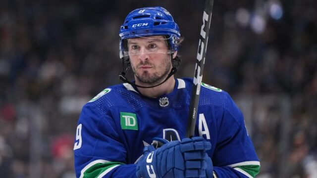 Tocchet de Canucks no descarta que JT Miller regrese contra Panthers
