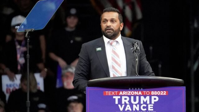 Trump nomina a Kash Patel para director del FBI después de la reacción violenta por el rumoreado contendiente Mike Rogers
